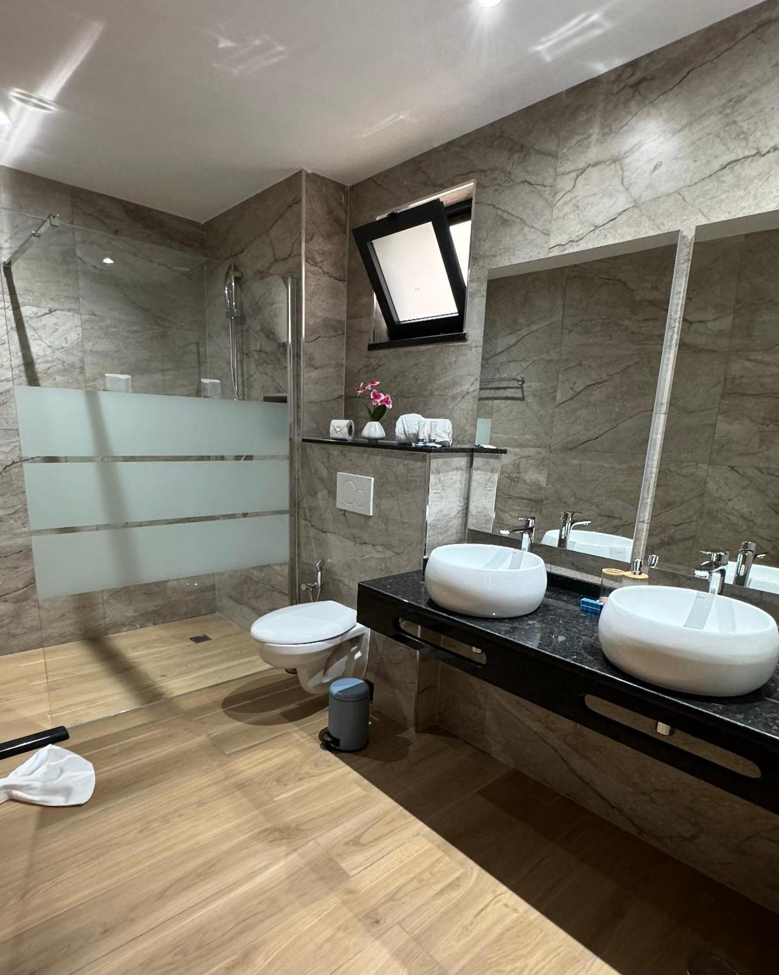 טאראפל Hotel Blue Sky מראה חיצוני תמונה